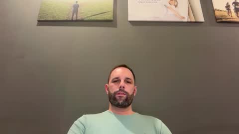 manynaaamess online show from December 18, 5:52 pm