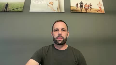 manynaaamess online show from November 17, 4:09 pm