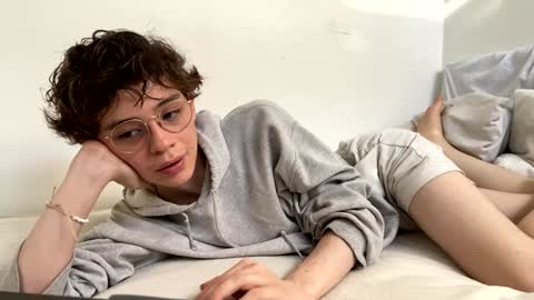 Maple online show from January 23, 10:11 pm