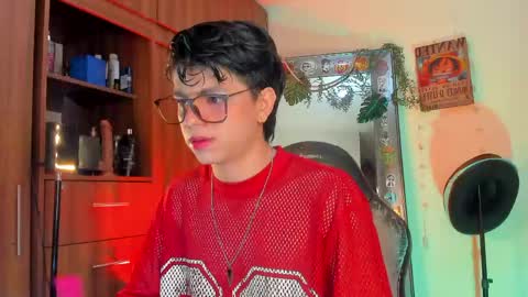 mar_alexis online show from May 29, 11:30 am