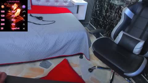 Snapshot of mara_blake__ chatting on October 14, 10:57 pm Mara online show from October 14, 10:57 pm