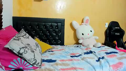 marcela online show from March 7, 12:04 am