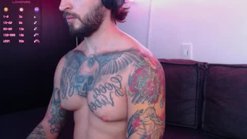 marco_allison43 online show from November 29, 10:17 pm