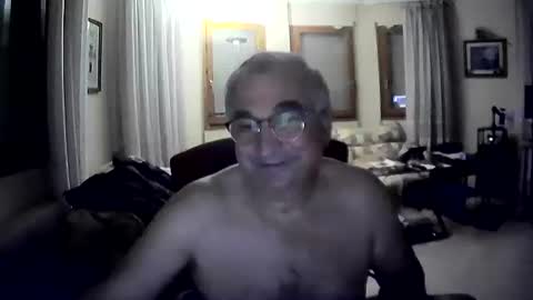 marcos260526 online show from May 18, 4:18 am