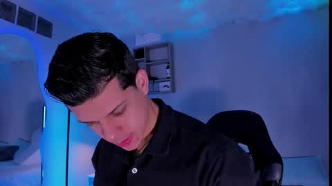 Marco Sullivan online show from October 25, 1:55 pm