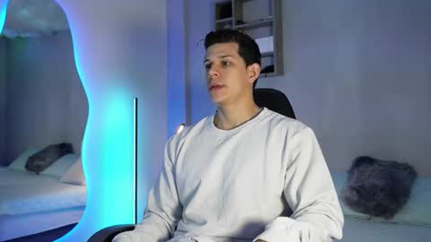 Marco Sullivan online show from March 2, 8:37 pm