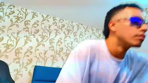 marcus_jeron online show from April 26, 6:49 pm