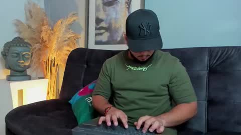 Marcus Connor online show from November 16, 7:05 pm