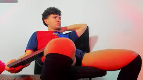 Marcus Independent Model online show from March 19, 8:03 pm