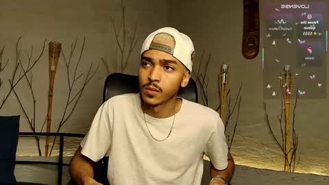 Snapshot of marcusrain_ chatting on October 23, 7:59 pm Marcus online show from October 23, 7:59 pm