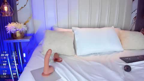 Marelyn online show from January 14, 5:21 pm