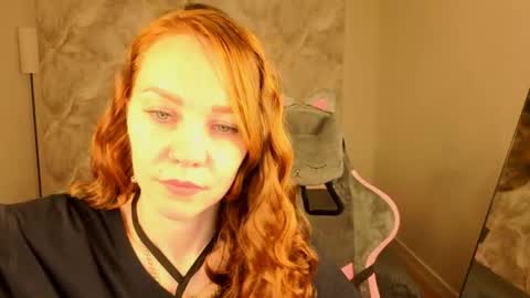 Margo Kellly online show from May 4, 1:01 am