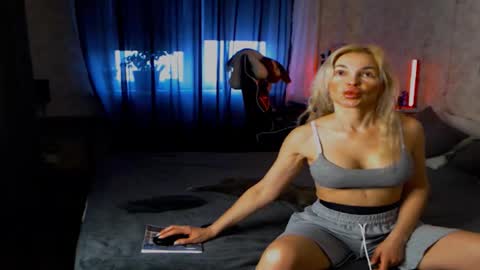 Margoo online show from February 16, 2:10 am