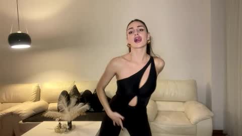 Margot online show from October 25, 7:36 pm