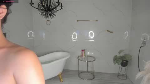 Maria online show from February 6, 11:24 am