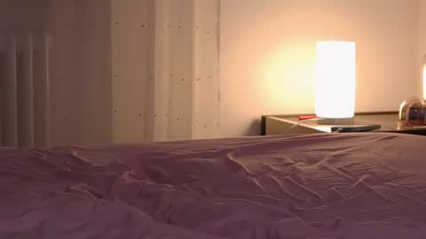 NEW ACCOUNT MariaMIlan  online show from March 23, 8:30 am