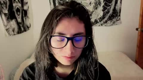 Maria online show from June 7, 8:36 pm
