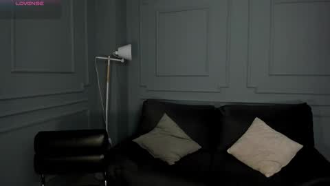 MARIA HERRERA  online show from November 30, 5:47 am