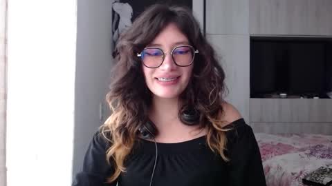 Mariana online show from October 15, 5:47 pm