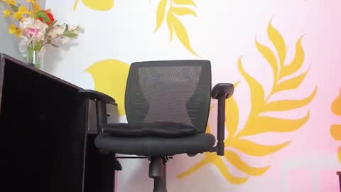 Snapshot of marianavargas20 chatting on March 3, 9:48 pm Mariana Vargas online show from March 3, 9:48 pm