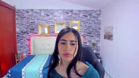 Mariana online show from January 12, 12:28 am