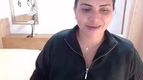 mariavex online show from January 12, 7:43 pm