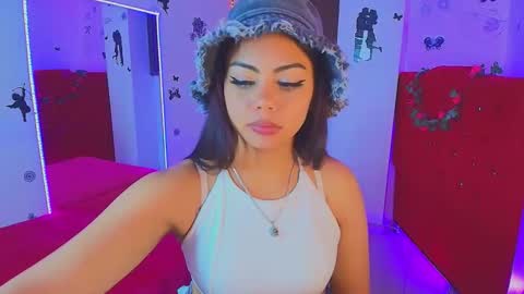 Snapshot of maribelsex303av chatting on September 25, 11:39 am maribelsex303av online show from September 25, 11:39 am