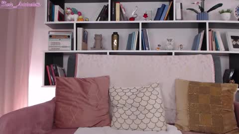 Snapshot of marie_antoinette62 chatting on September 20, 9:18 pm Maria online show from September 20, 9:18 pm