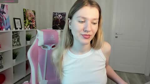 mariel_brown online show from March 12, 8:41 am