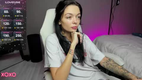 Snapshot of mariella__adams chatting on September 24, 2:24 pm Maria  online show from September 24, 2:24 pm