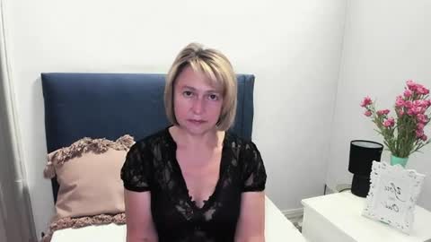 MarieMature online show from July 14, 5:23 am
