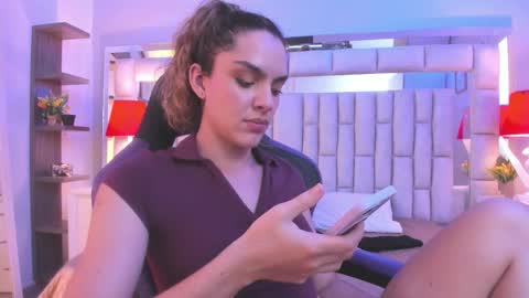 mariiahneedles online show from February 27, 1:20 am