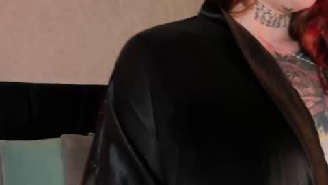 Mariana online show from October 1, 6:29 pm