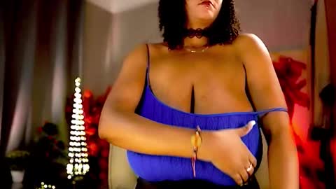 Nikita - Scroll down and read my bio please. New Pictures in Bio online show from September 30, 6:46 am