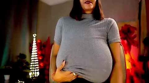 Nikita - Scroll down and read my bio please. New Pictures in Bio online show from November 8, 8:17 am