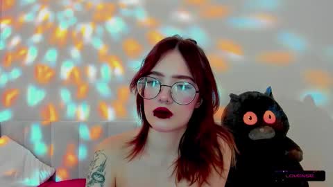 marika_degas1 online show from March 15, 1:03 pm