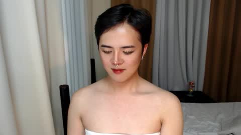 Snapshot of marikosue01 chatting on February 21, 2:38 pm marikosue online show from February 21, 2:38 pm