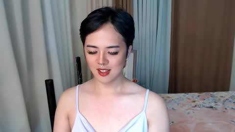 Snapshot of marikosue01 chatting on March 6, 1:57 pm marikosue online show from March 6, 1:57 pm