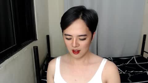 Snapshot of marikosue01 chatting on February 12, 3:38 pm marikosue online show from February 12, 3:38 pm