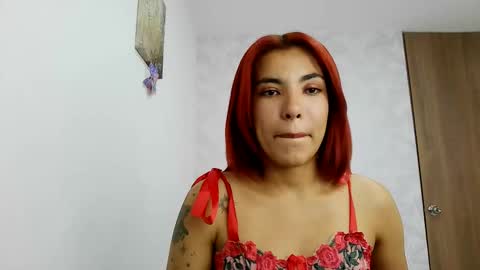 Snapshot of mariposa_skye chatting on October 1, 1:43 pm Mariposa online show from October 1, 1:43 pm