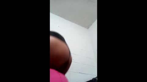 Alondra Venrea online show from May 16, 6:43 am