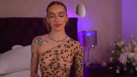 Marissa online show from June 15, 5:10 am