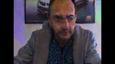 Snapshot of marius_masaj chatting on October 8, 10:32 am marius online show from October 8, 10:32 am