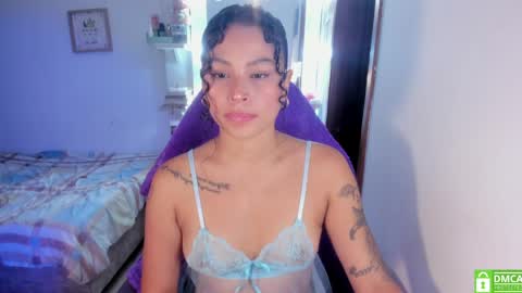 marivimichel_s online show from May 17, 10:13 am