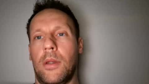 Mark online show from February 8, 11:13 pm