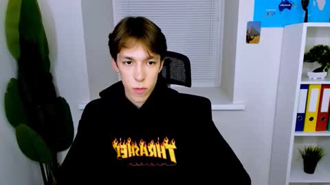 Mark online show from October 5, 4:14 pm