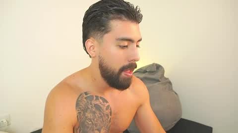 mark_broown_ online show from March 27, 7:48 pm