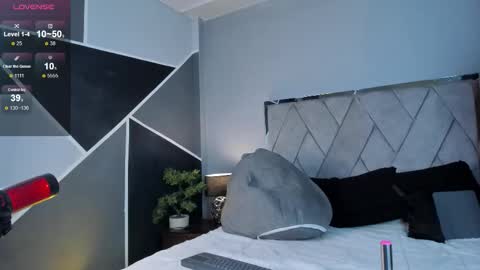 mark_broown_ online show from October 21, 8:12 pm