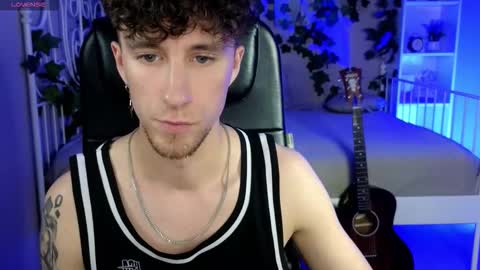 mark_caron online show from November 20, 4:37 pm