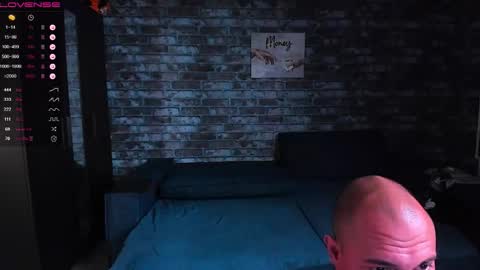 Mark online show from September 15, 9:22 am